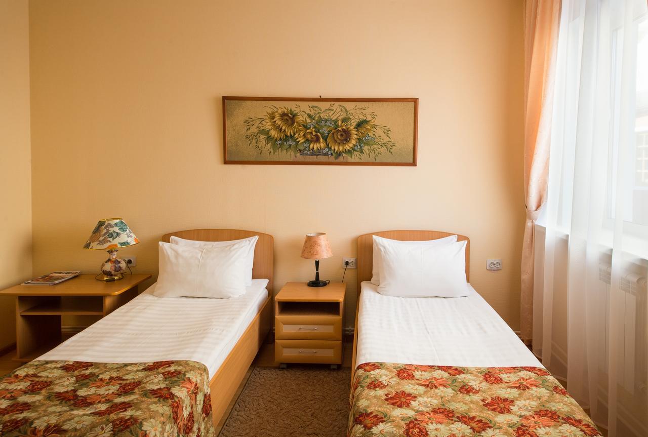 מלון איז'בסק Okolitsa מראה חיצוני תמונה